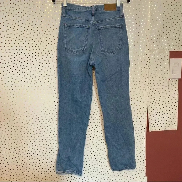 Madewell The Perfect Vintage Straight Jean - Picture 9 of 11